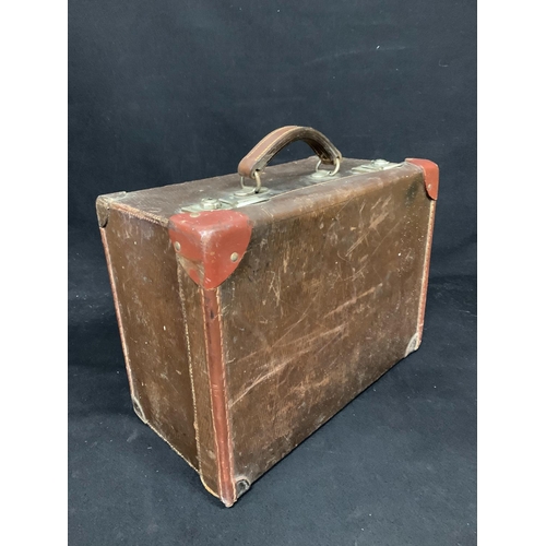 534 - Medical Instrument case, by Willen Bros London, 42 x 30 x 22 cms