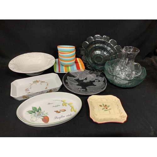 543 - Modern china and glass tableware