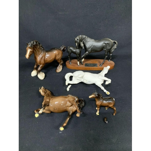 561 - Beswick Black Beauty and foal and Beswick Shire horse figures (no damage) plus 3  Beswick horse figu... 