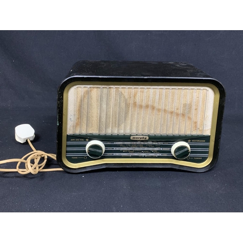 584 - Murphy Bakelite mains radio