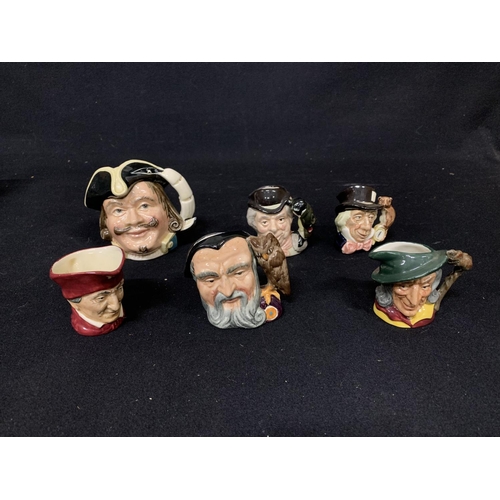 607 - 24 Royal Doulton Toby Jugs, Assorted sizes (6 in second photo) with Cards (no photo)