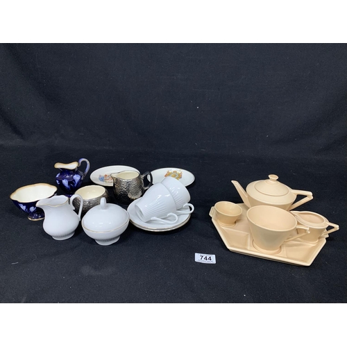 744 - Royal Cauldon Tea for one set and sundry China