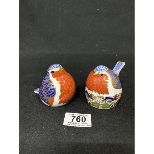 760 - Royal Crown Derby Robin nesting and one other Robin Paperweights