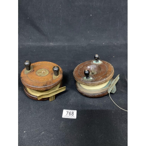 768 - Two vintage wooden fishing reels 5