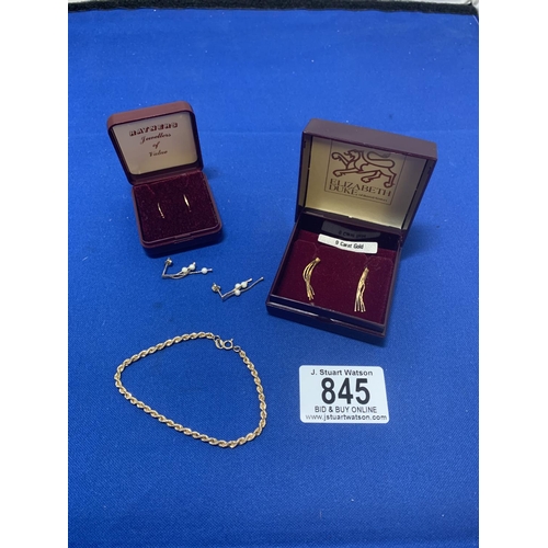 845 - Hallmarked 9ct Gold Rope Bracelet and 3 pairs of 9ct Gold Earrings, Total gross weight 2.5 gms