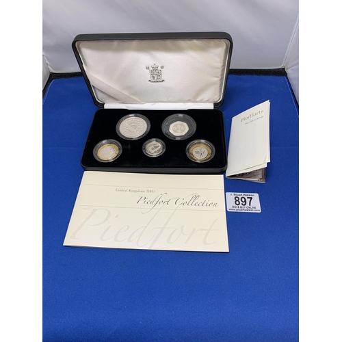 897 - Royal Mint Silver Proof 2007 Piedfort Coin Collection