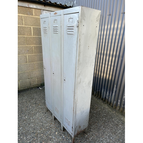 102 - A vintage VALGOR triple locker with 3 keys 92x30x184