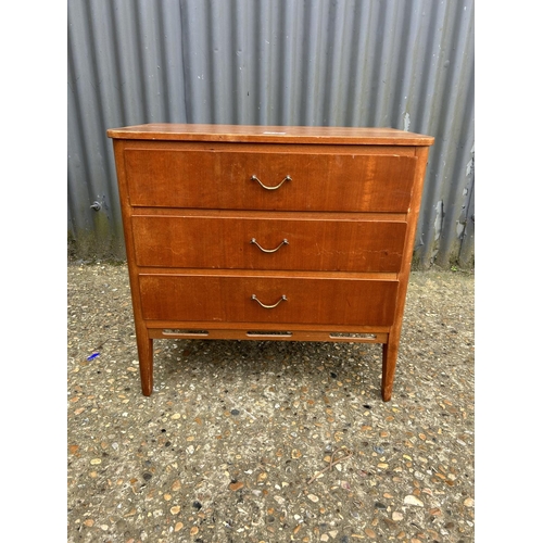 146 - Small retro chest of three 57x35x38