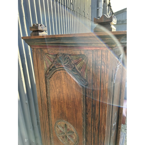 87 - A Flemish style two door cupboard 100x60x170