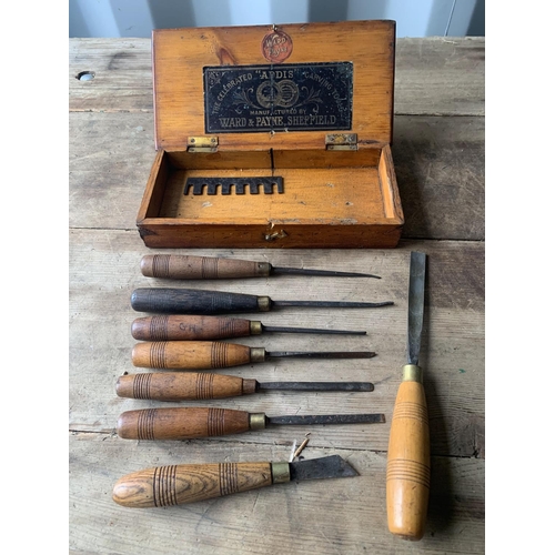 409 - Eight carving chisels and Ward & Payne Box