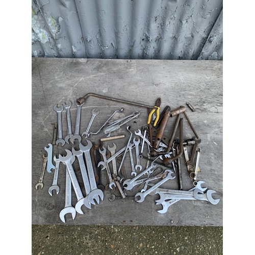 432 - Assorted spanners