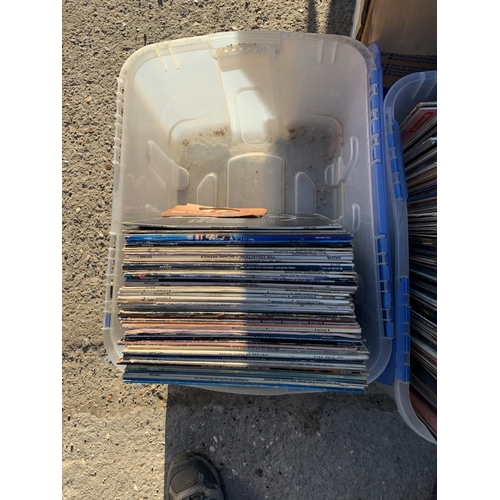 611 - 7 boxes LP records and singles