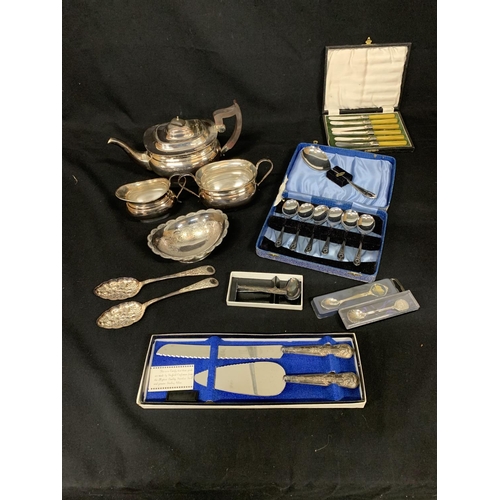 623 - Pair silver handled servers, 2 Cased cutlery sets, 3 piece silver plated teaset and platedware