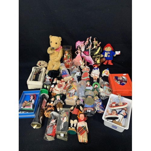 669 - Costume dolls and vintage Teddy bear (2)