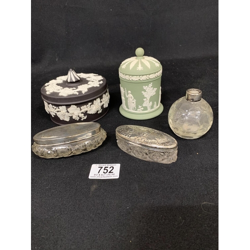 752 - Two Silver topped trinket boxes, scent bottle and two pieces of Wedgwood Jasper