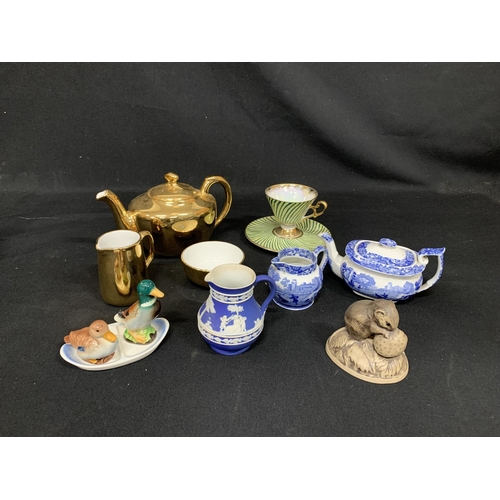 772 - Worcester Teapot, sugar & milk, Spode Italian Teapot and milk, shafford cup & saucer, Wedgewood Milk... 