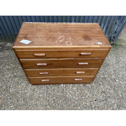 17 - An early 20th century chest of four drawers 91x 45 x 77