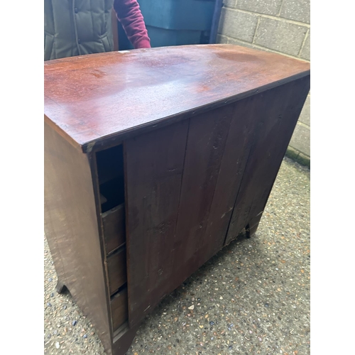 185 - Georgian Sheraton style mahogany bow front chest of drawers with string inlay 106 x 54 x 98 cms