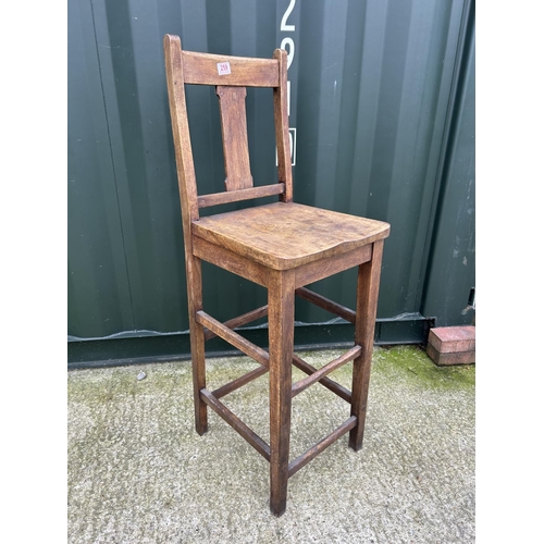 259 - A vintage shop keepers/clerk's high chair