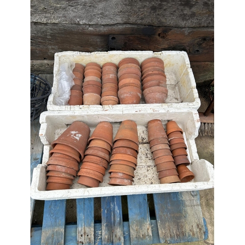 309 - Approx 75 vintage terracotta plant pots