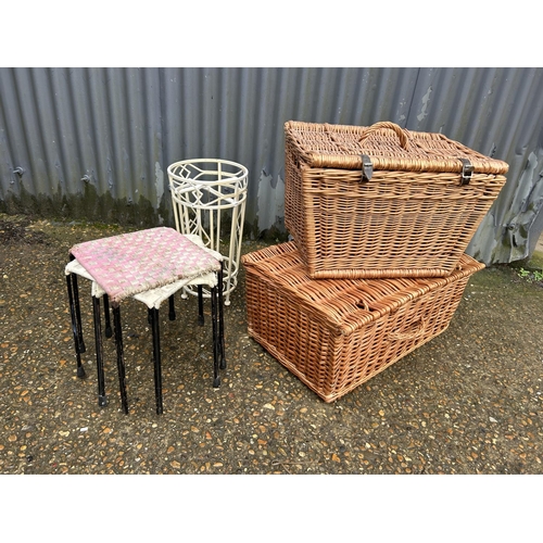 93 - Two baskets, three retro stools and a metal stand