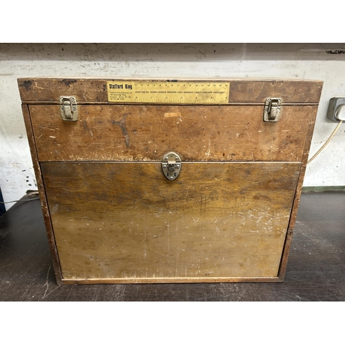 450 - A Engineers workshop cabinet with contents including various engineering bits, cutters etc