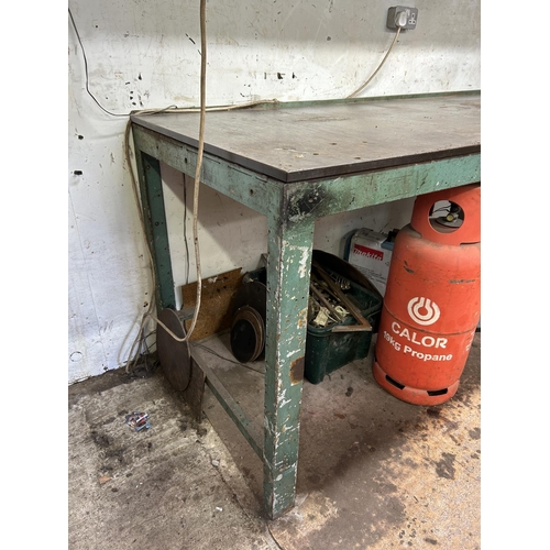 467 - A very large steel  workshop table, heavy steel frame with steel sheet top and wooden board top  260... 