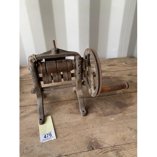 476 - Antique hand metal and wire roller