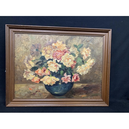 635 - Framed oil on canvas of Still life of flowers, Signed 