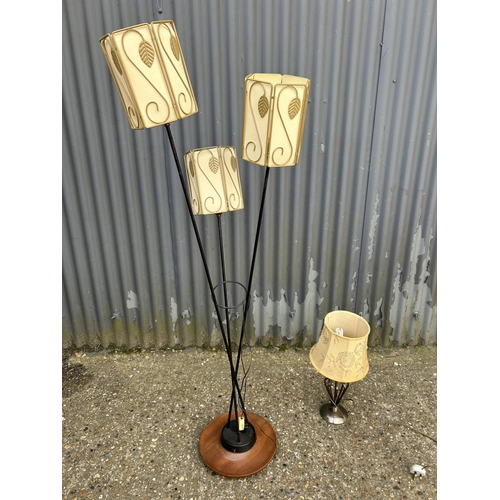 45 - Retro floor standing lamp together with a table lamp