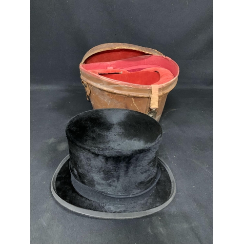 428 - Top hat and case (case a/f)