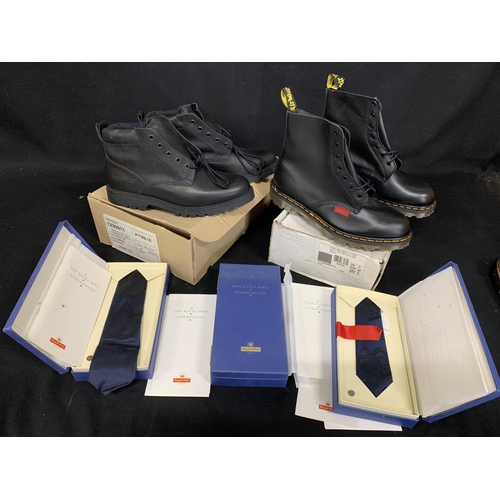 498 - Pair of Air Wair Royal Mail work boots, 1 other pair, both size 11, both brand new and 3 Royal Mail ... 