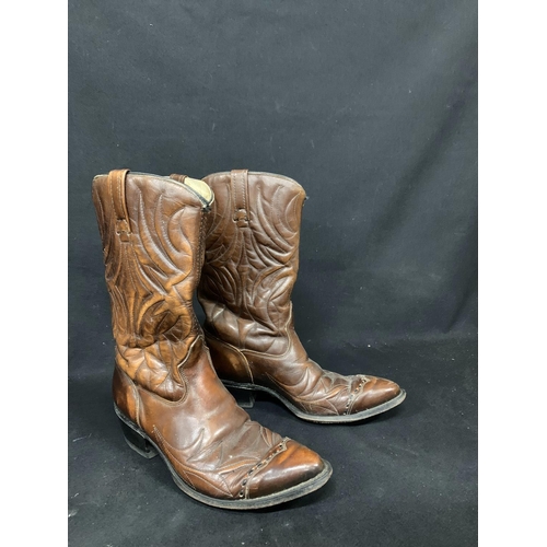 625 - Genuine American leather cowboy boots, size 10D