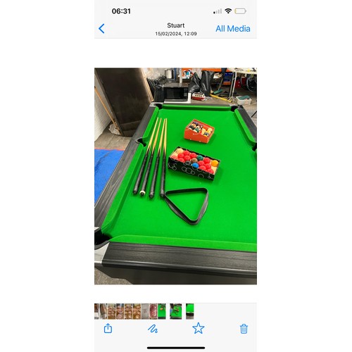 300B - 6ftx3ft Snooker table with cues and balls