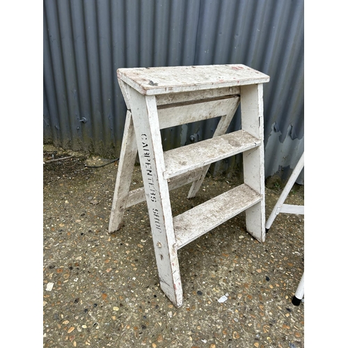 114 - A vintage carpenters step, stool step and an Ammo box