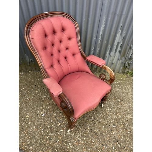 141 - A victorian red upholstered salon chair for refurbishment