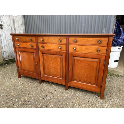 199 - A good quality six drawer mahogany sideboard with three doors 175x50 x90