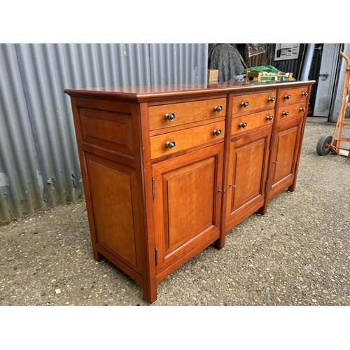 199 - A good quality six drawer mahogany sideboard with three doors 175x50 x90