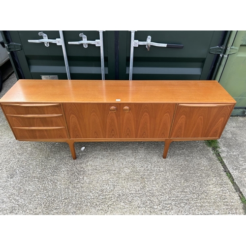 250g - A Macintosh teak cocktail sideboard 204x44x75