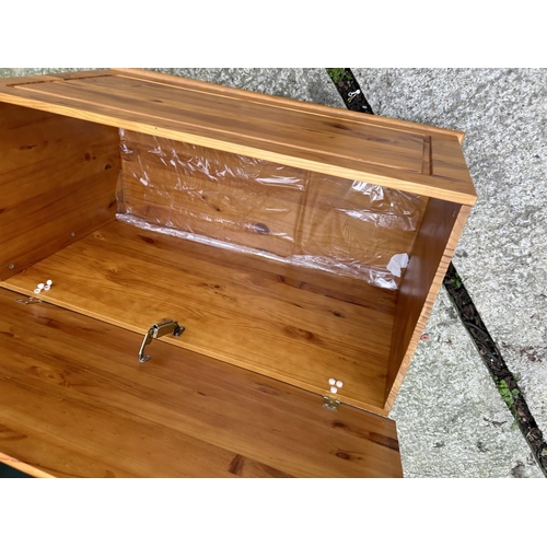 258 - Modern pine blanket box