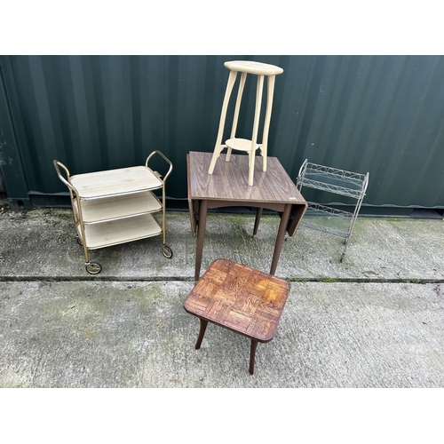 262 - Retro kitchen table, two retro trollies, plant stand and a table