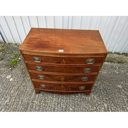 5 - A small Georgian bow fronted chest of drawers  74x 45x77
