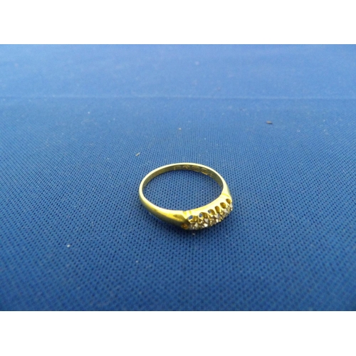 872 - Hallmarked Victorian 18ct Gold Five Stone Ring, Size O, weight 2.5 gms