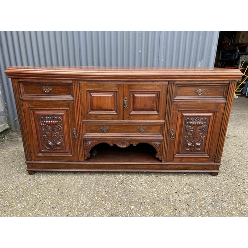 251 - A very large Edwardian mahogany sideboard 182x55x 85