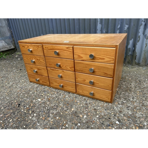 5 - A pine bank of 12 drawers 88x45x40