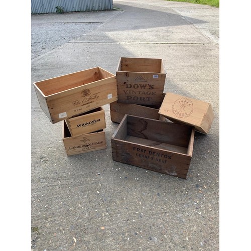 1000 - 7 Vintage wooden crates