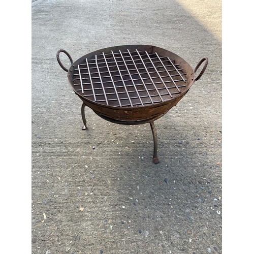 1001 - Rusted steel firebowl on stand 75cm wide