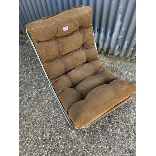 101 - A chrome framed mid century lounger chair