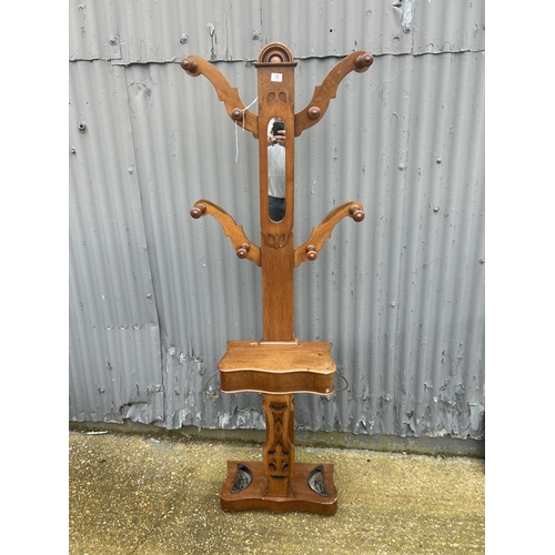 15 - A mahogany hallstand