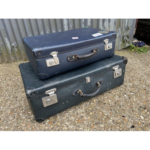 155 - Large and small vintage suitcase